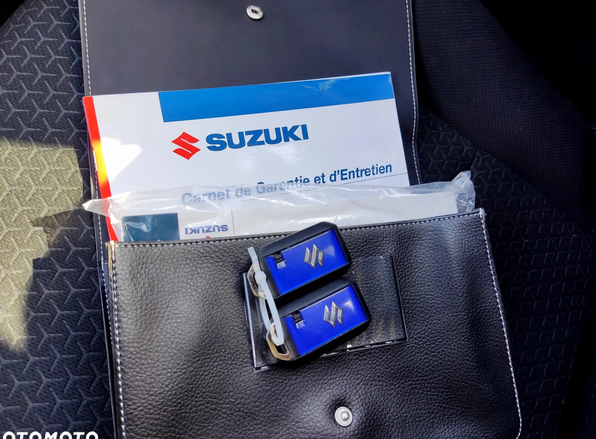 Suzuki Swift cena 58990 przebieg: 22431, rok produkcji 2021 z Bieruń małe 562